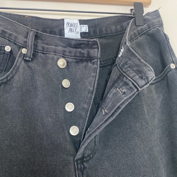 PRINCESS POLLY HOLLY ASYMMETRIC STRAIGHT LEG JEAN BUTTON FLY BLACK DENIM SIZE 6 - Picture 7 of 16